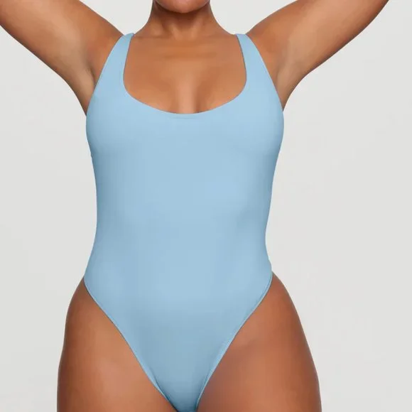 RARE-NWT SKIMS IRIS SCOOP NECK ONE PIECE - Picture 2 of 4